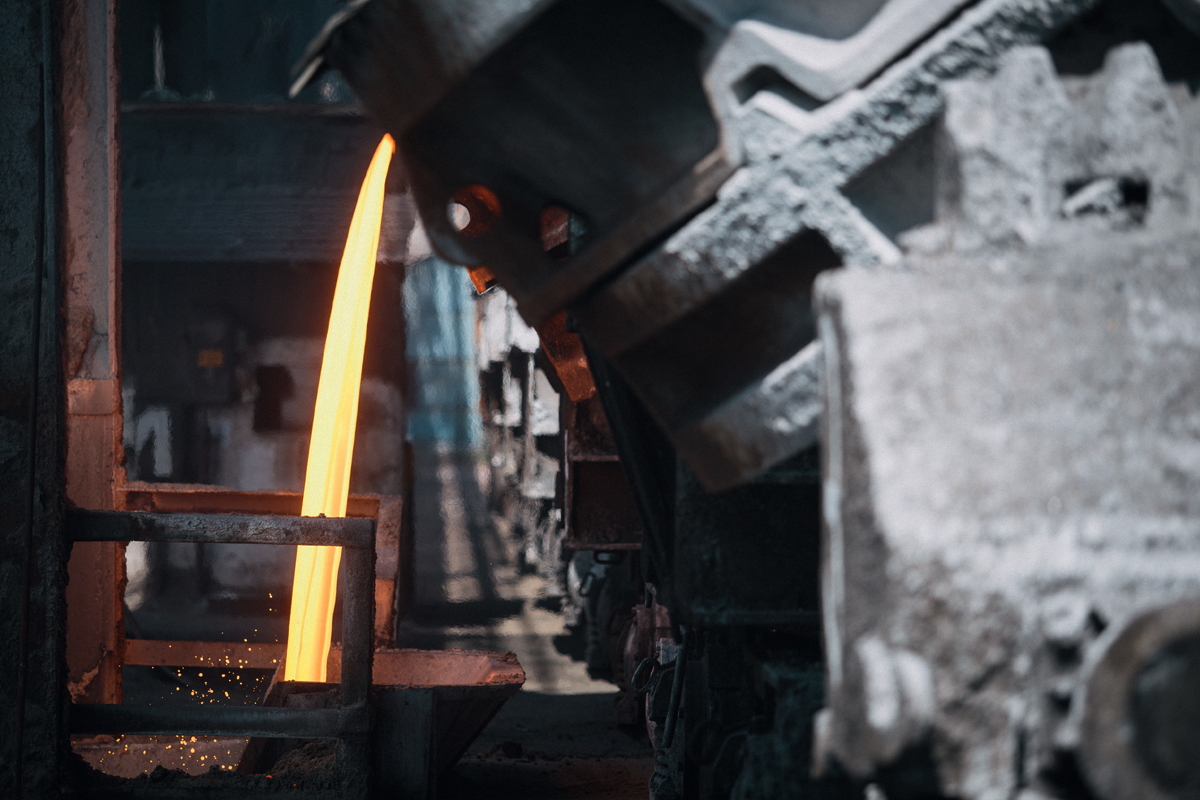 Vacuum Arc Remelting Furnace (VAR)